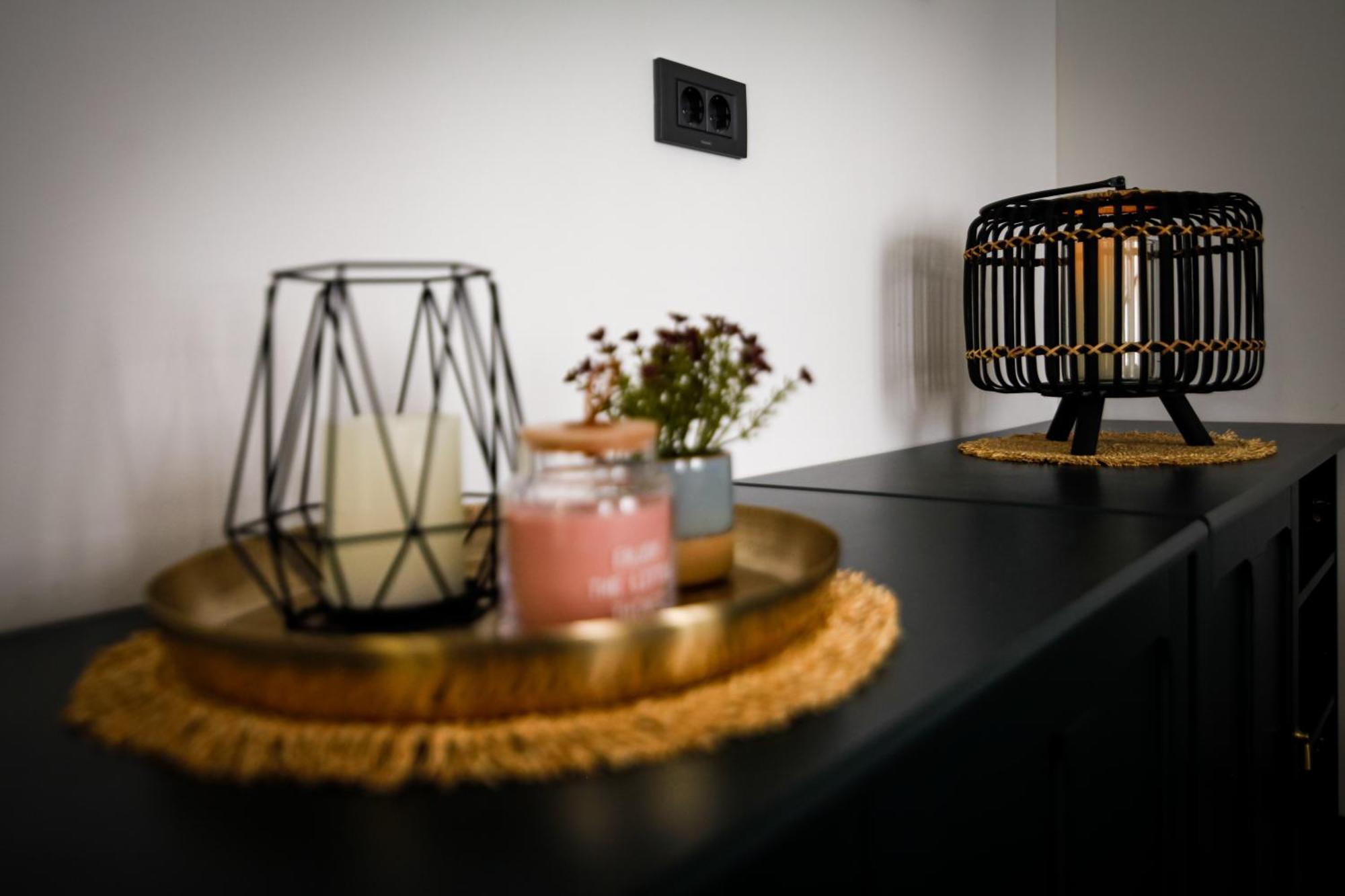 Old Roofs Apartment Zagreb Ngoại thất bức ảnh